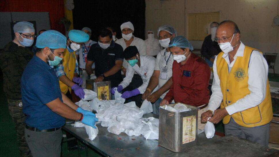 सेवा भारती 'सेवा परमो धर्म:' का ध्येय वाक्य लेकर कार्य करती हैं