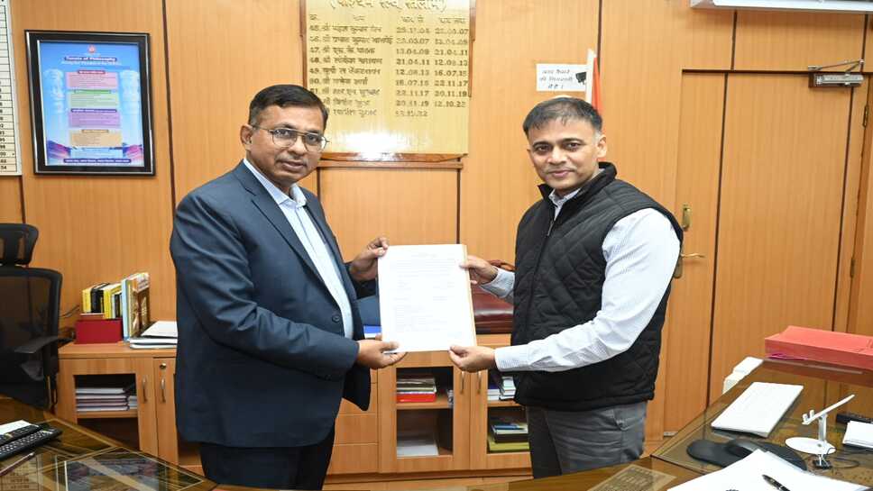 रतलाम / अश्&#x200d;वनी कुमार ने रतलाम मंडल के नये मंडल प्रबंधक का पद किया ग्रहण