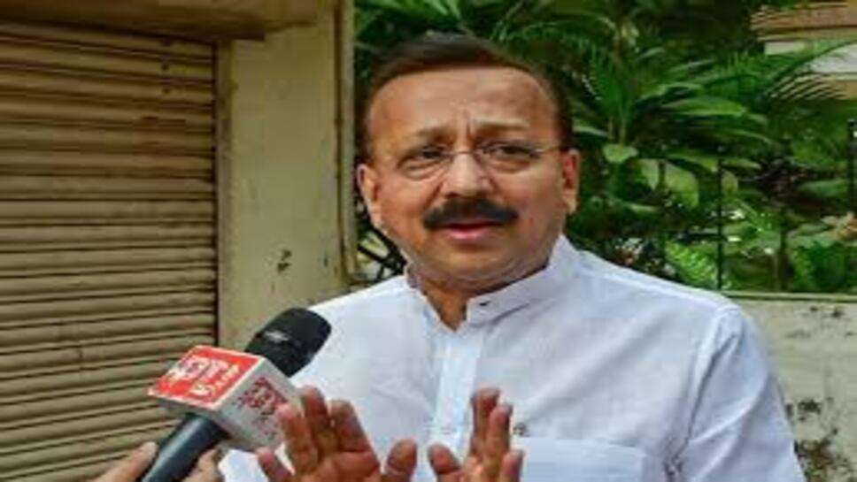 Baba Siddique Death : बाबा सिद्दीकी की सुपारी देकर करवाई गई हत्या, पुलिस ने दो को किया गिरफ्तार