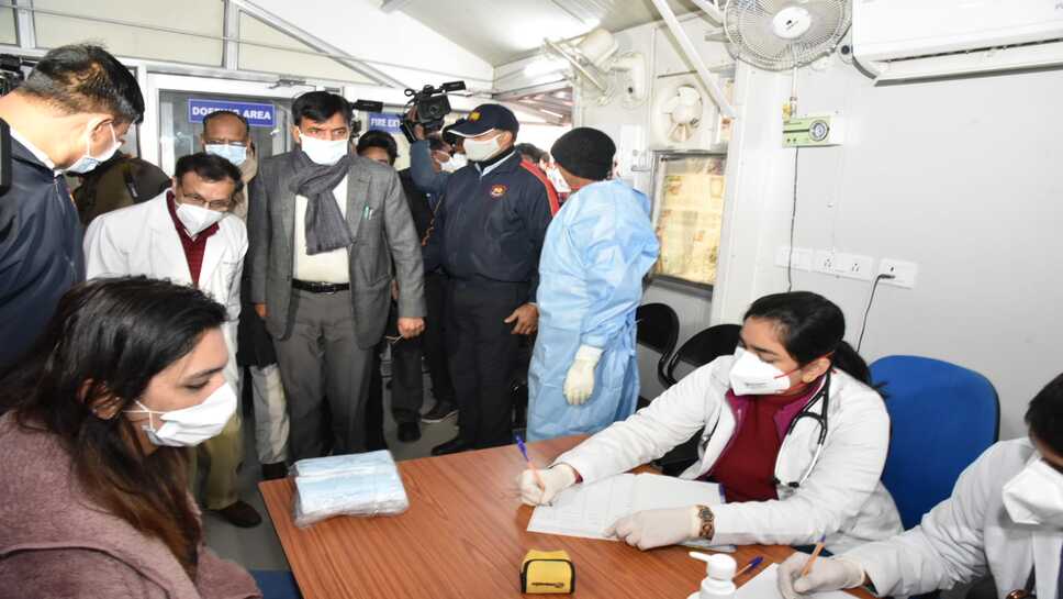Corona Mock Drill : कोरोना से निपटने की तैयारियों पर देशभर में मॉकड्रिल; भोपाल के प्लांट में बंद मिली बिजली तो अजमेर में ऑक्सीजन प्लांट ही बंद मिला