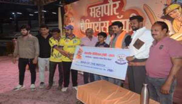 बाबुस एन 81 व जवाहर ने जीते महापौर चैंपियंस ट्रॉफी के अपने पहले मैच