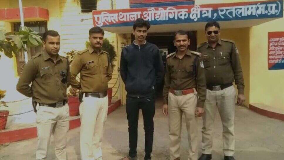 Money Laundering Gang : आम लोगों के नाम पर कंपनी बनाकर करोडों की मनी लाण्ड्रिंग करने वाले गिरोह का चौथा सदस्य पुलिस की गिरफ्त में,गिरोह के मुंबई आफिस का मैनेजर है आरोपी