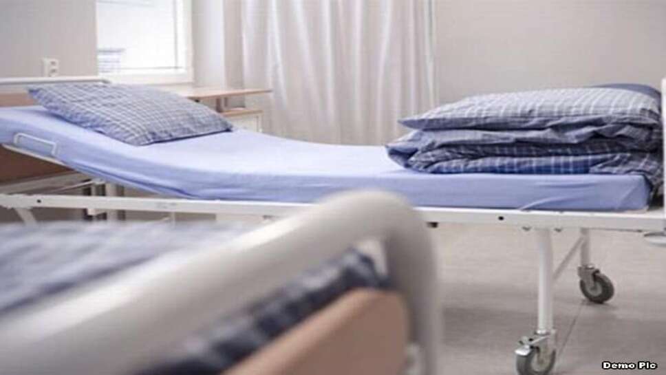 beds empty/मेडिकल कॉलेज के एचडीयू एवं नान आक्सीजन बैड्स पूरी तरह रिक्त हुए