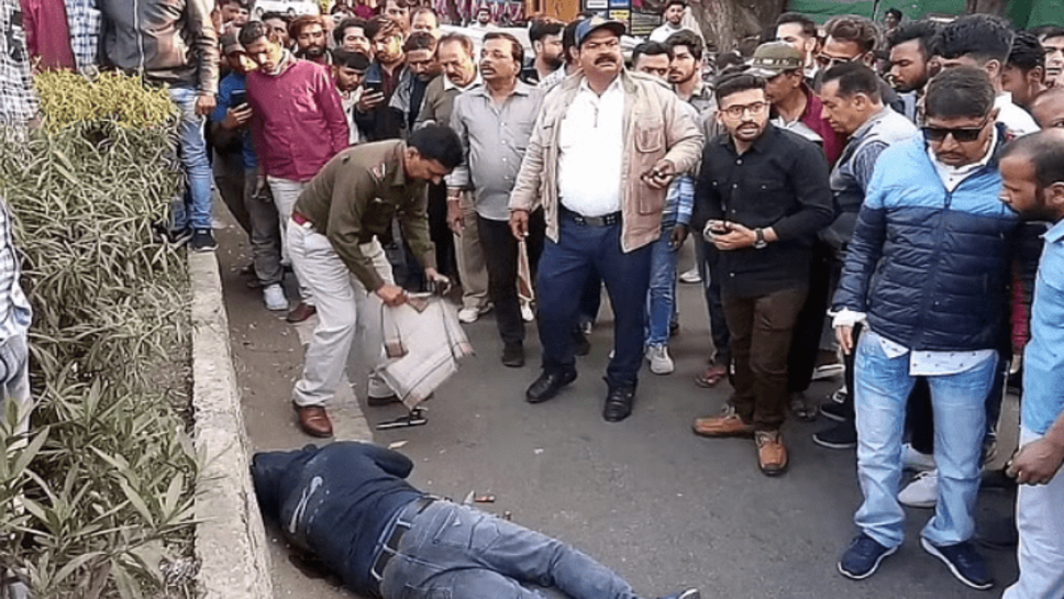नीमच में शराब कारोबारी पर दिनदहाड़े चलाई गोलियां, जवाबी फायरिंग में एक हमलावर की मौत