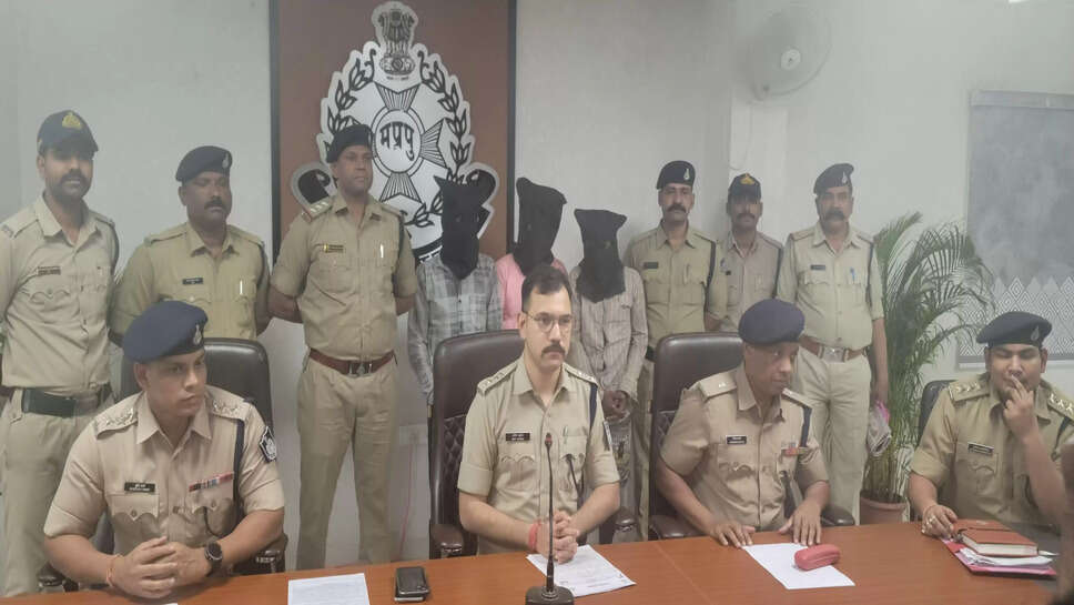 पुलिस ने किया अंर्तराज्यीय चोरी करने वाली गैंग का खुलासा