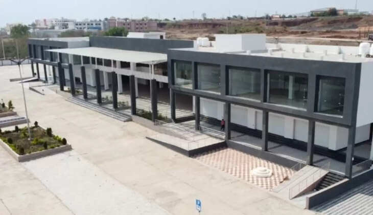 देवासगेट बस स्टैंड