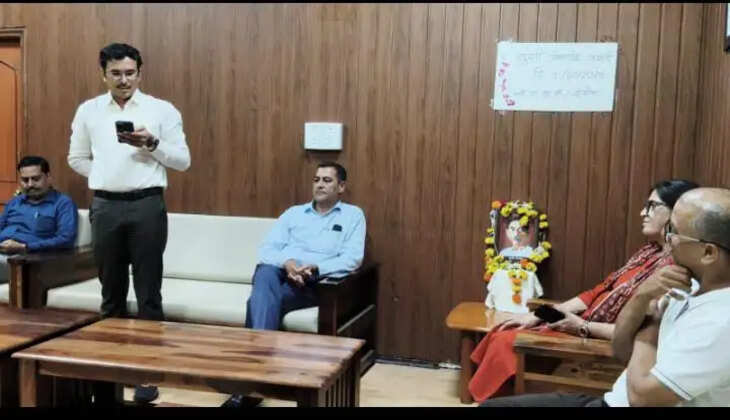 Indore station on Munshi Premchand Jayanti
