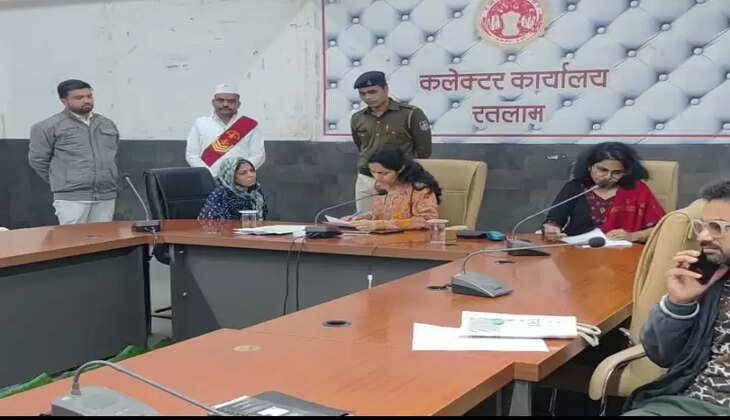 जनसुनवाई में 105 आवेदन पर हुई सुनवाई