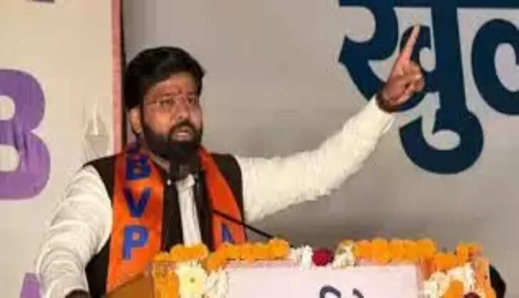 अखिल भारतीय विद्यार्थी परिषद के राष्ट्रीय महामंत्री डॉ. वीरेंद्र सिंह सोलंकी