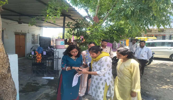 ADM Dr Srivastava inspected the census work