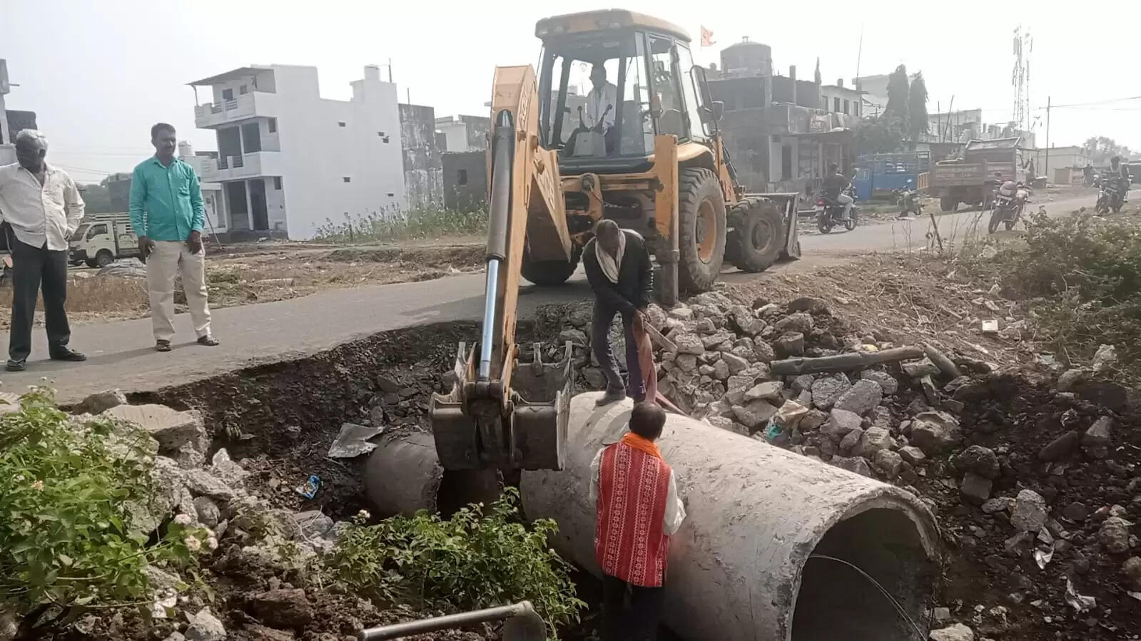 खबर का असर 