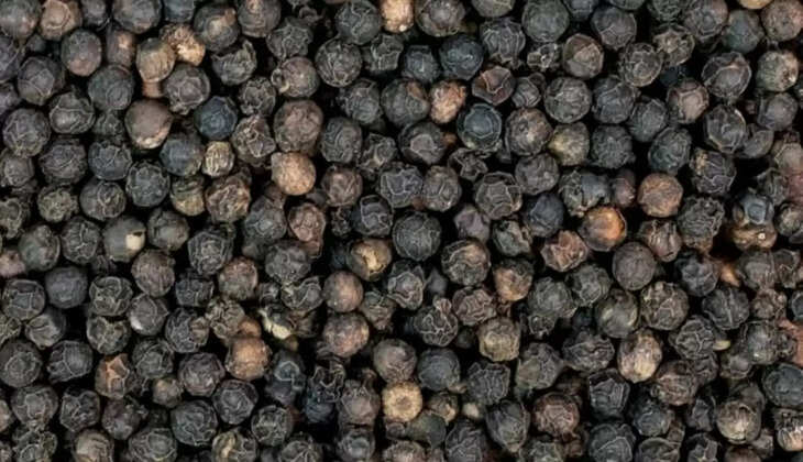 काली मिर्च