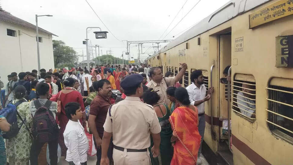 रिकॉर्ड भीड़ का सफलतापूर्वक प्रबंधन