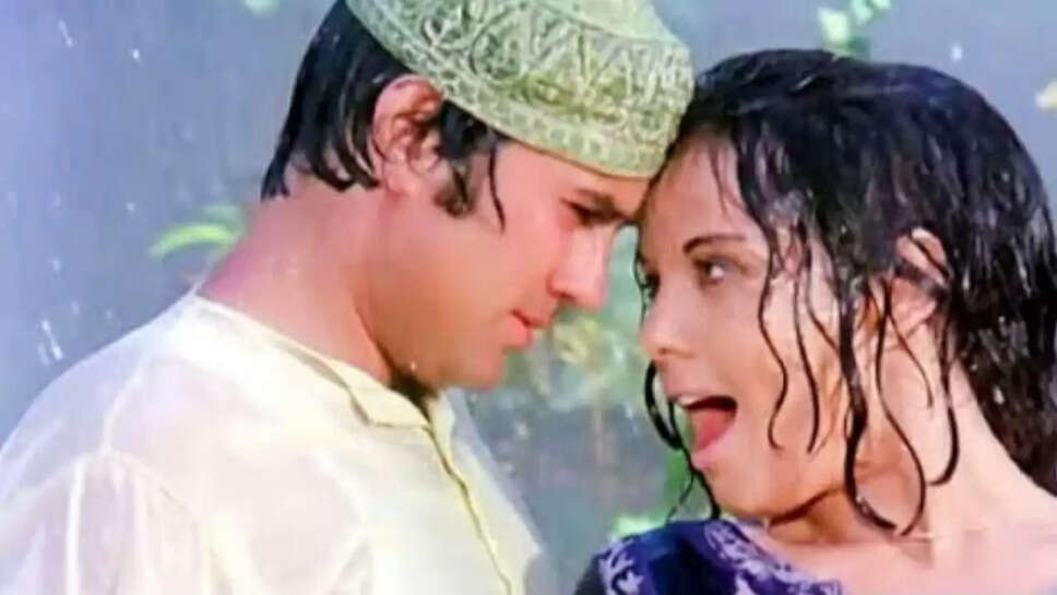 RAJASH KHANNA AND MUMTAJ