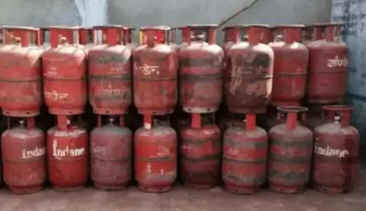 गैस डिस्ट्रीब्यूर नहीं मंगाएंगे सिलेंडर