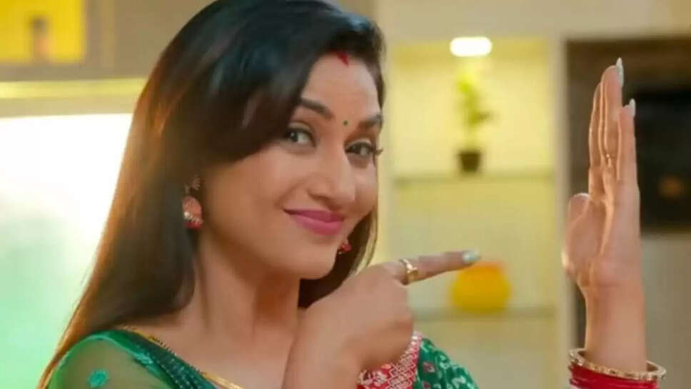 'चुम्मा  लिया सारे अंग पे