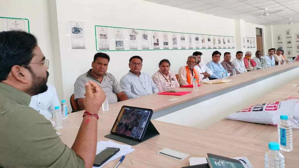  पुजारियों की बैठक सम्पन्न