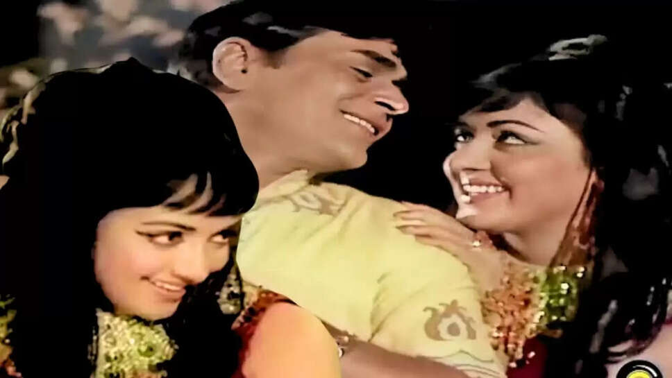  'धीरे बोल कोई सुन ना ले' 