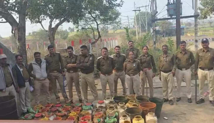 Liquor worth more than Rs 1 lakh