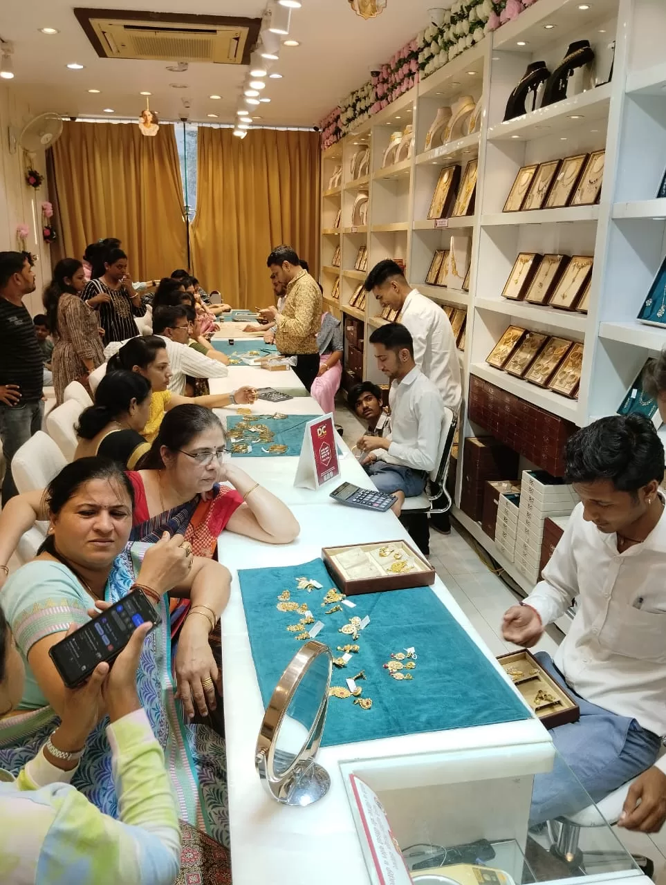 dcjewellers ratlam